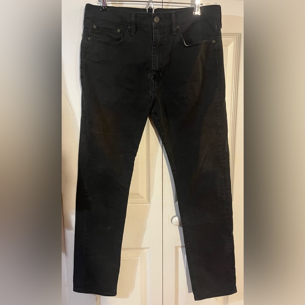 Levi’s 522 Jeans Straight Leg Zip Fly Black Stretch Size 33 x 32 From 2014
